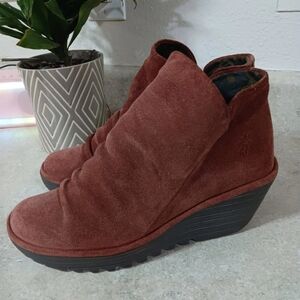 Fly London Yip Boots Women's 39 US 8 Suede Chunky Platform Wedge Booties